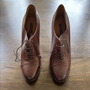 Ralph Lauren Purple Label collection Lace up high heel Oxford